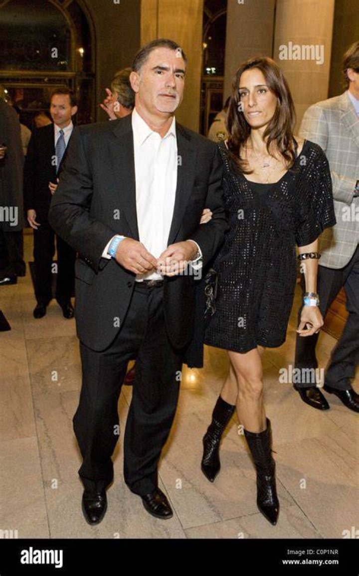 Before marrying Christine Borders, Bronstein shared his nuptials with the famous American actress and model, Sharon Stone.