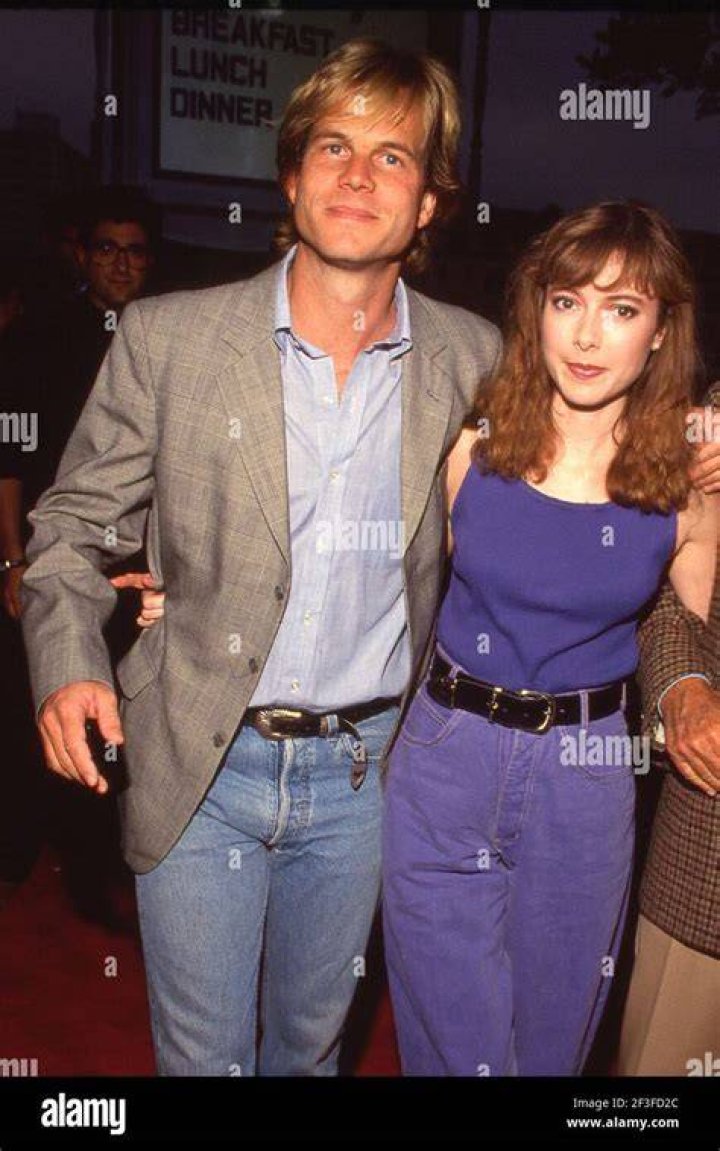 Bill Paxton, Louise Newbury