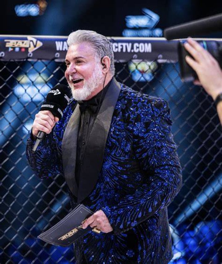Cage Announcer