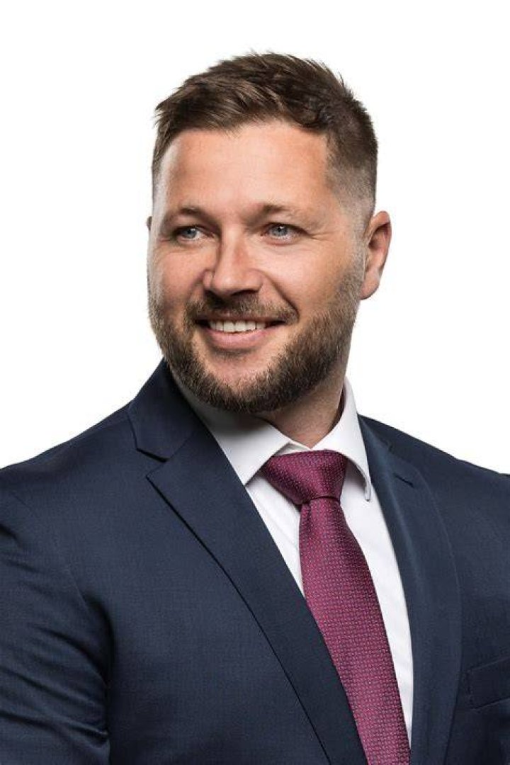 Charlie McKenzie