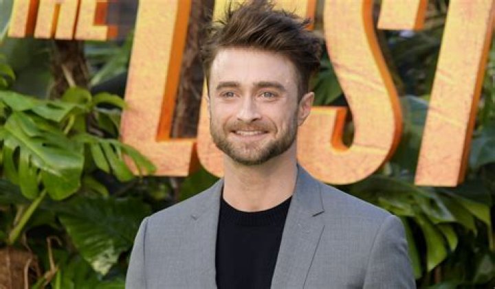 Harry E. Webb Net Worth