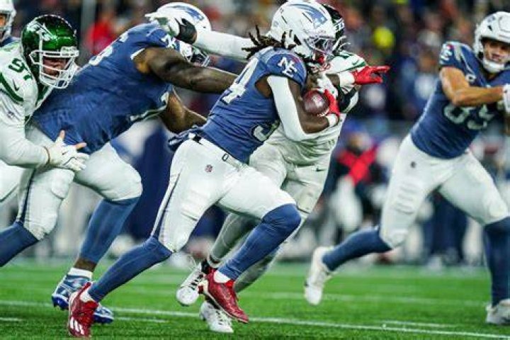 Himself - New England Patriots Running Back / Himself - Oakland Raiders Running Back / Himself - Cincinnati Bengals Fullback / Himself - New Orleans Saints Fullback / Himself - New Orleans Saints Running Back