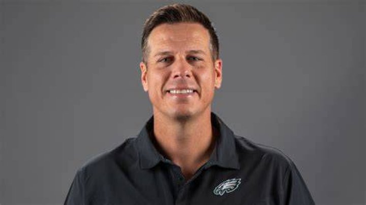Himself - Philadelphia Eagles Linebackers Coach / Himself - Phildelphia Eagles Linebackers Coach