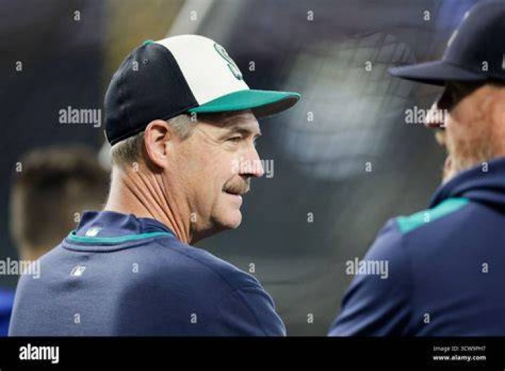 Himself - Seattle Mariners Manager / Himself - Arizona Diamondbacks Manager / Himself - Baltimore Orioles Catcher / Himself - Boston Red Sox Catcher