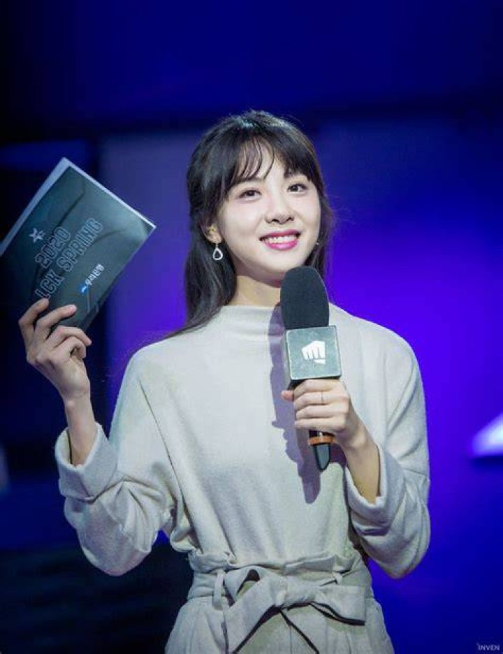 Hostess Kim