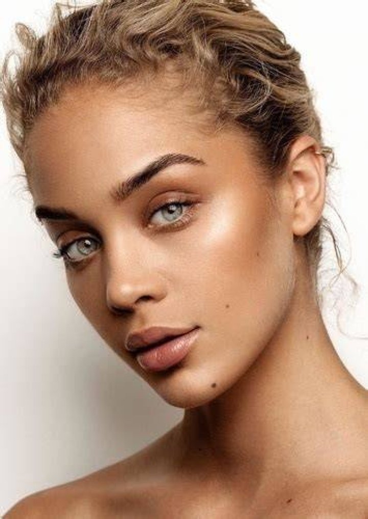 Image of Actor, Jasmine Sanders net worth is $1.5 million