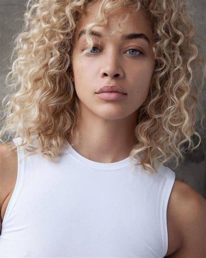 Image of Jasmine Sanders with her boyfriend Terrence J