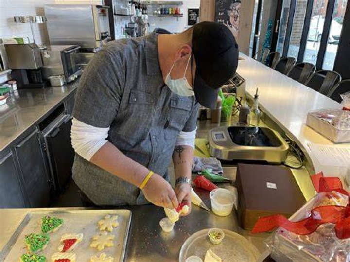 Image of Keegan Gerhard from TV show, Food Network Challenge.