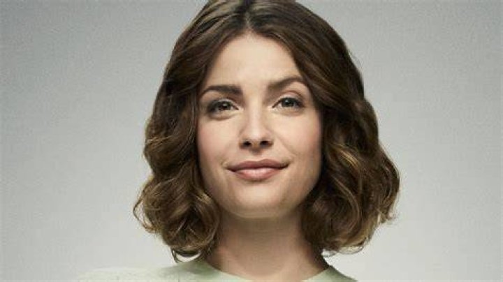 Paige Spara Paige Spara