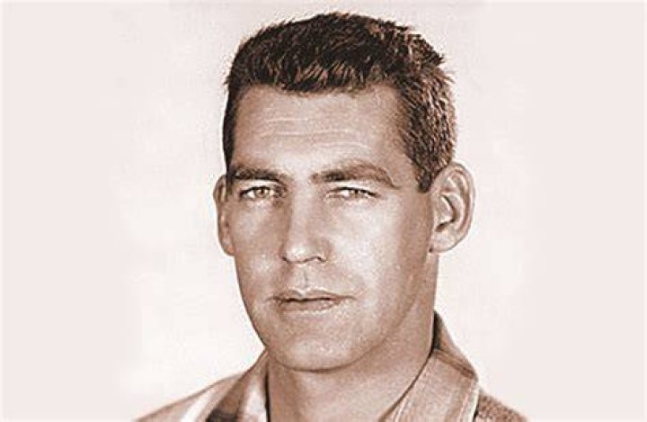 Peter Mullins