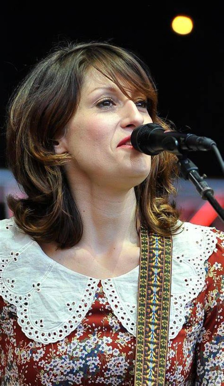 Sasha Dobson