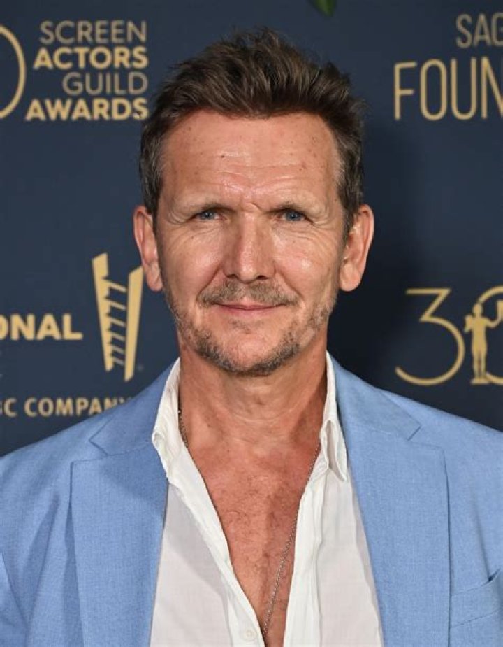 Sebastian Roche has a sweetheart who is an actress.