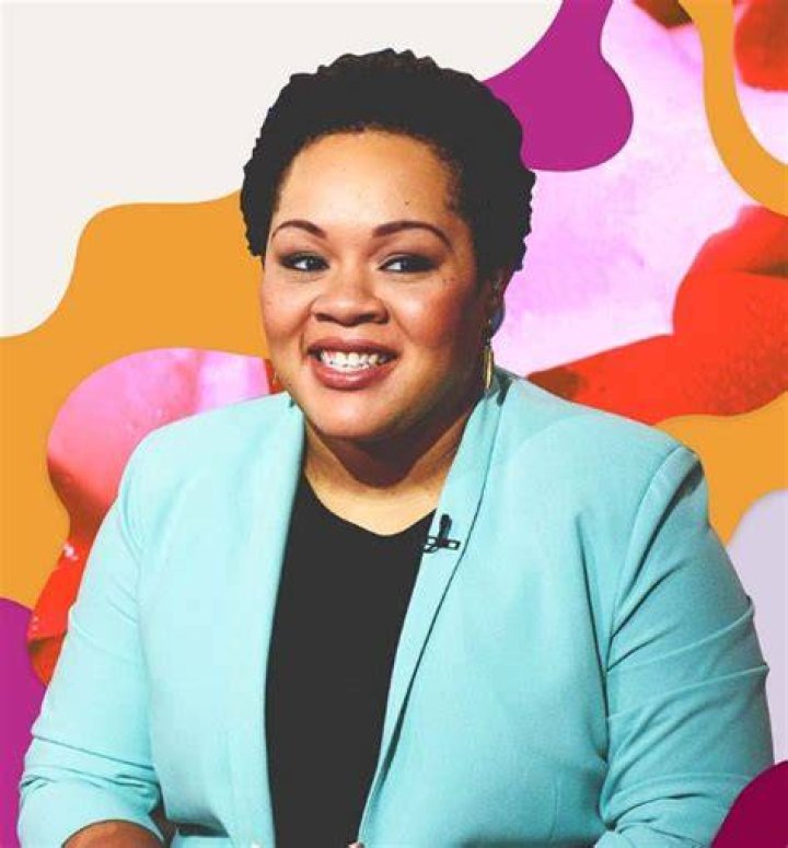 Yamiche Breaksworks for PBS New hour since january 2018